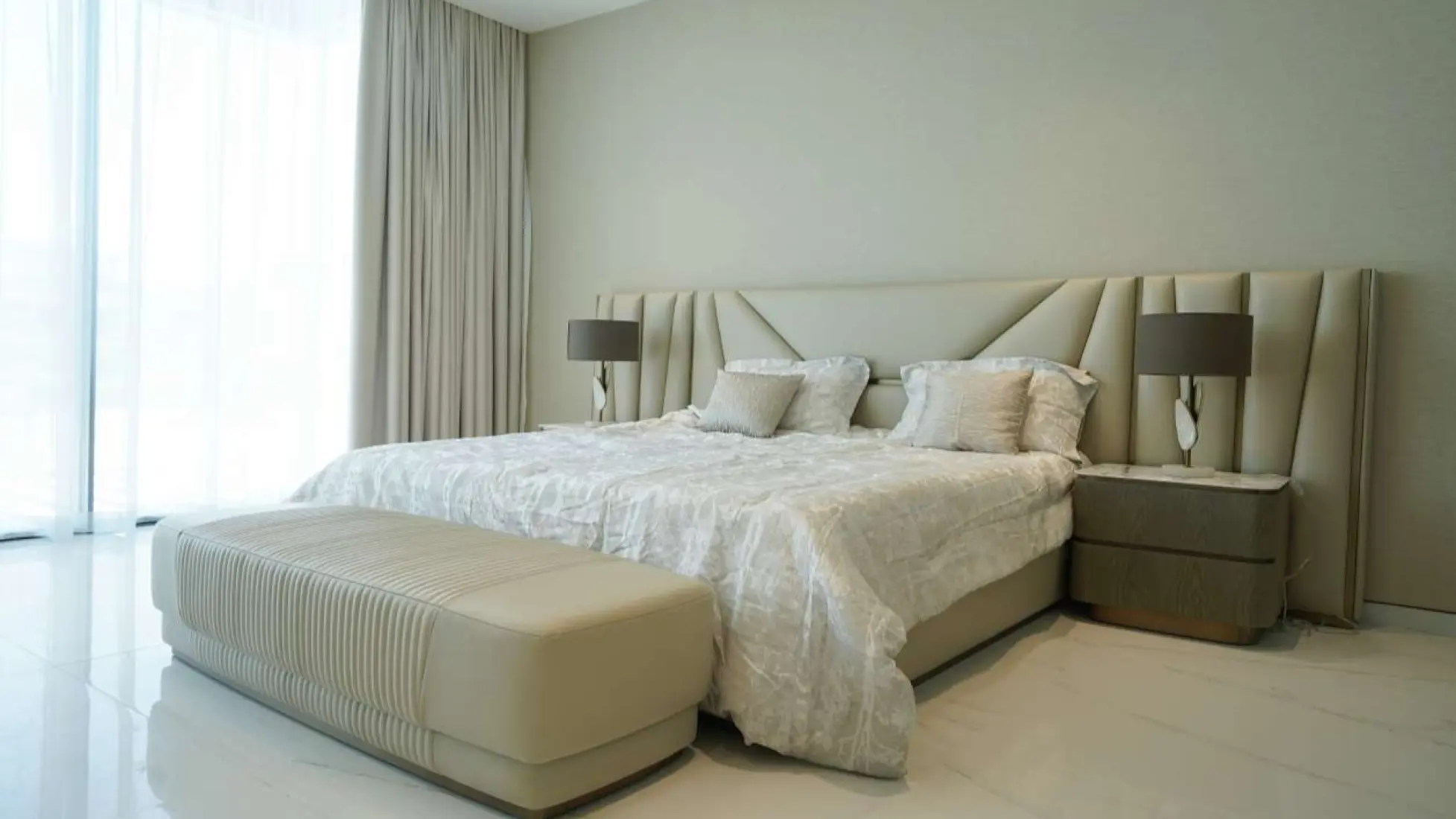 Unfurnished finishing 1