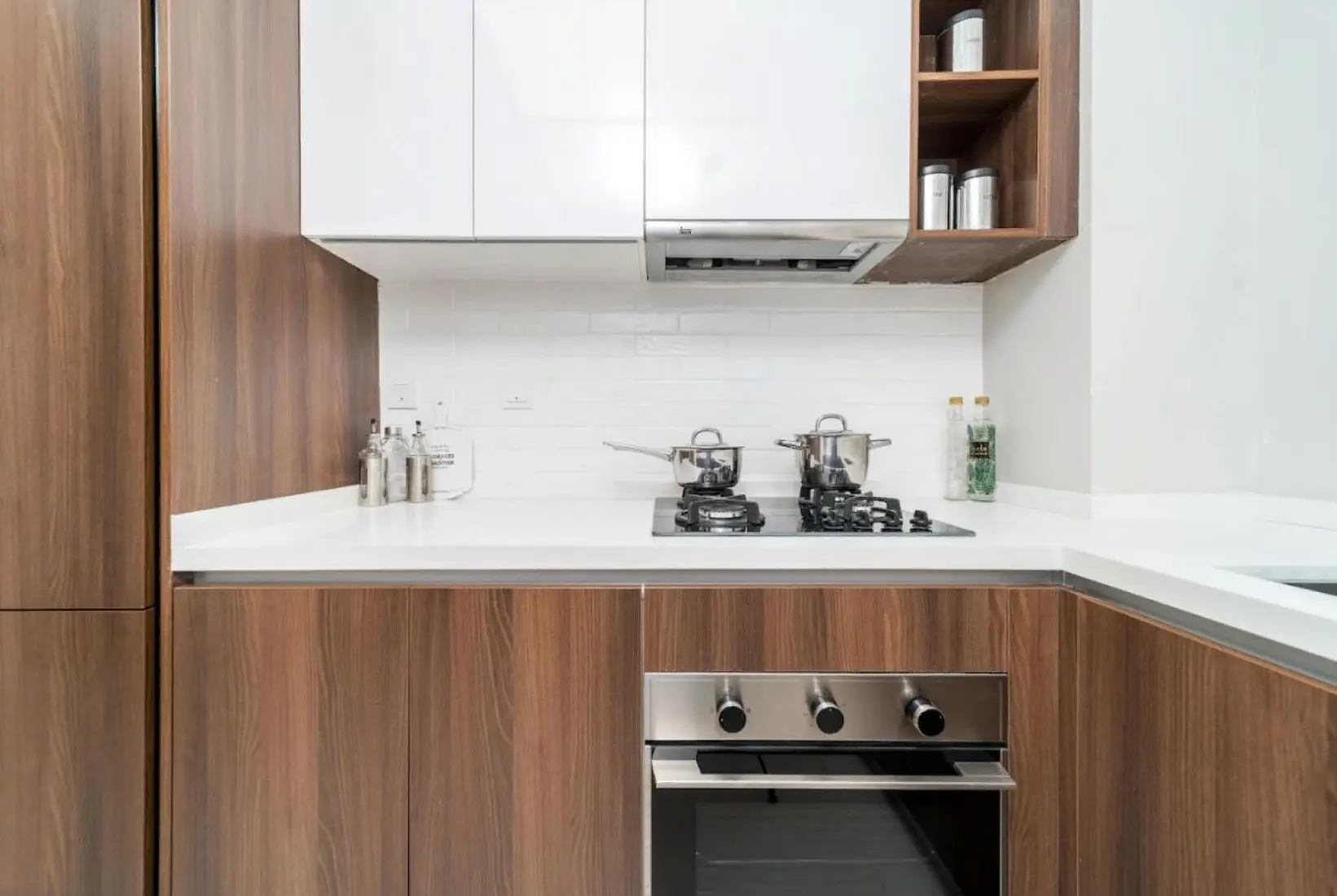 Unfurnished finishing 4