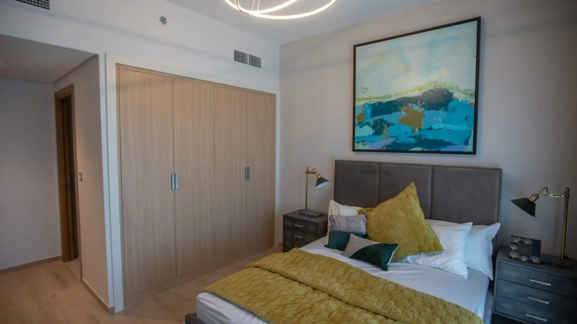 Unfurnished finishing 4