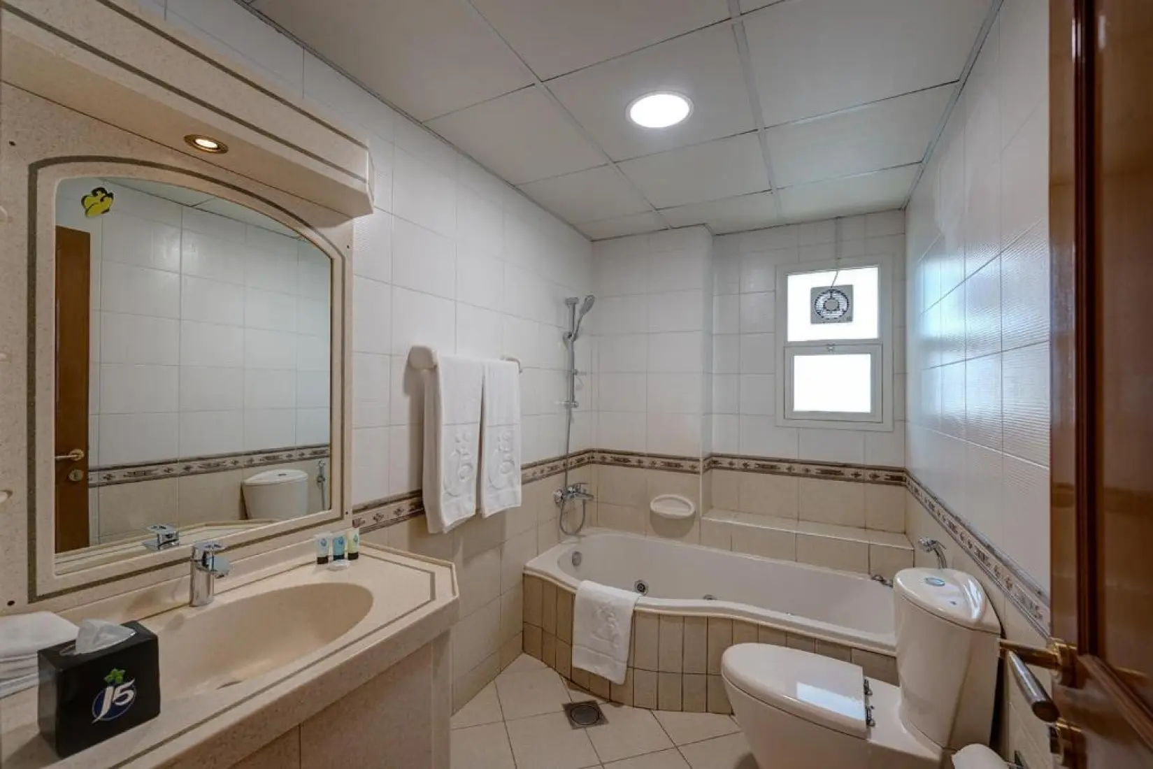 Spacious Villa | Vacant | Fully Furnished