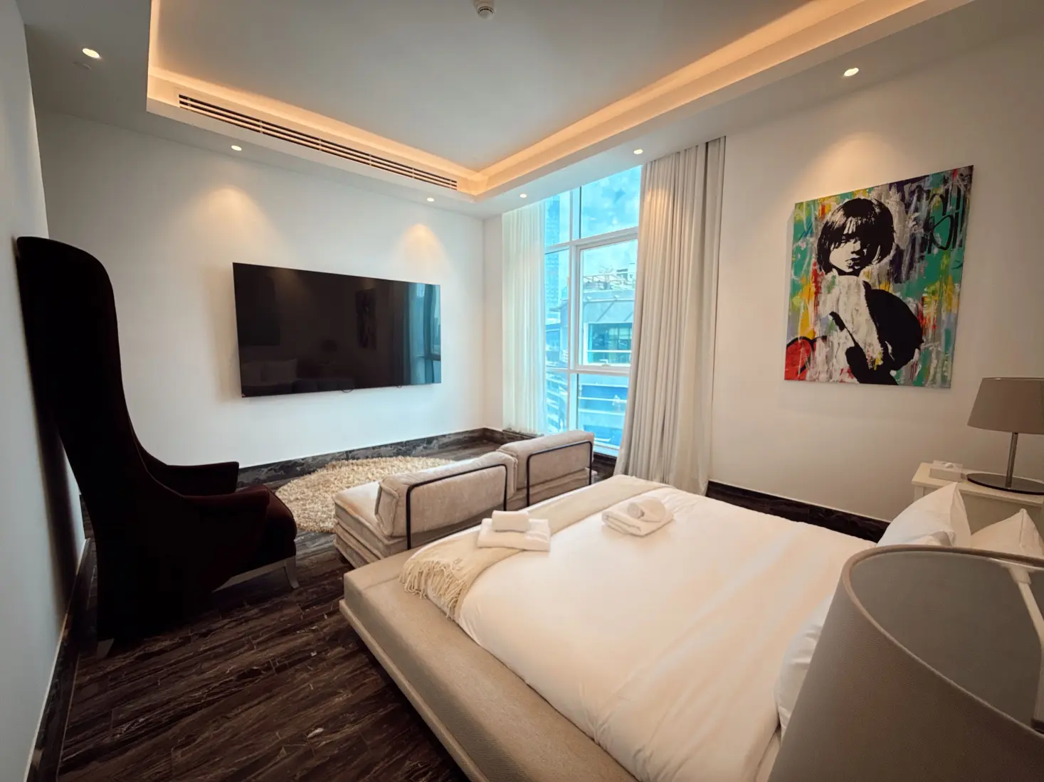 Upgraded Corner Penthouse | Beach | Private Pool