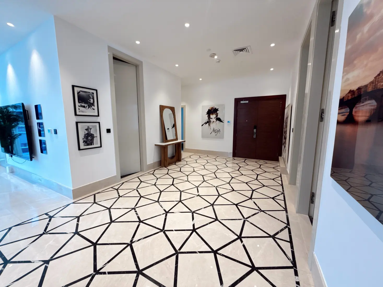 Upgraded Corner PH | Beach Access | Private Pool