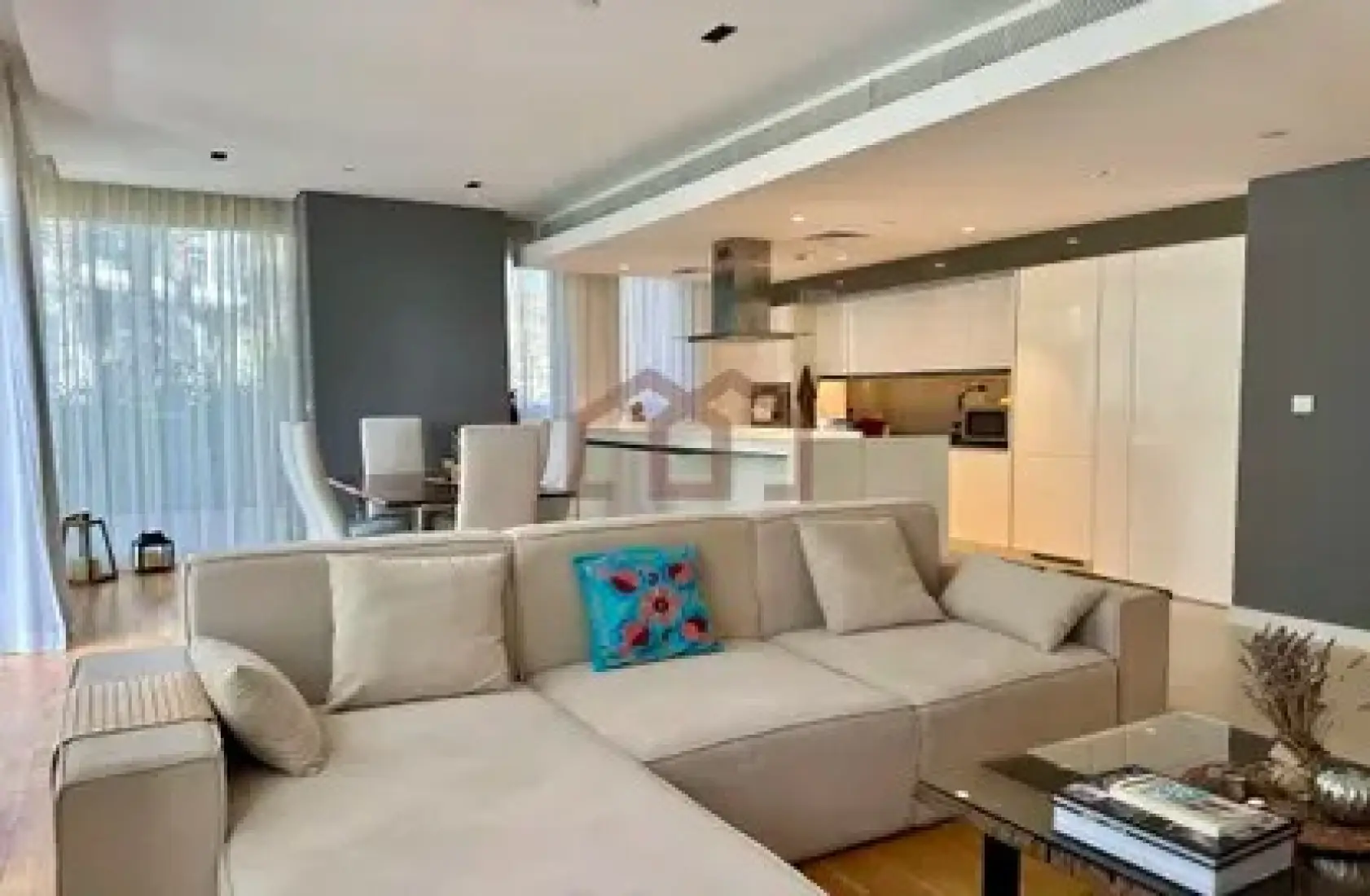 Layout Image