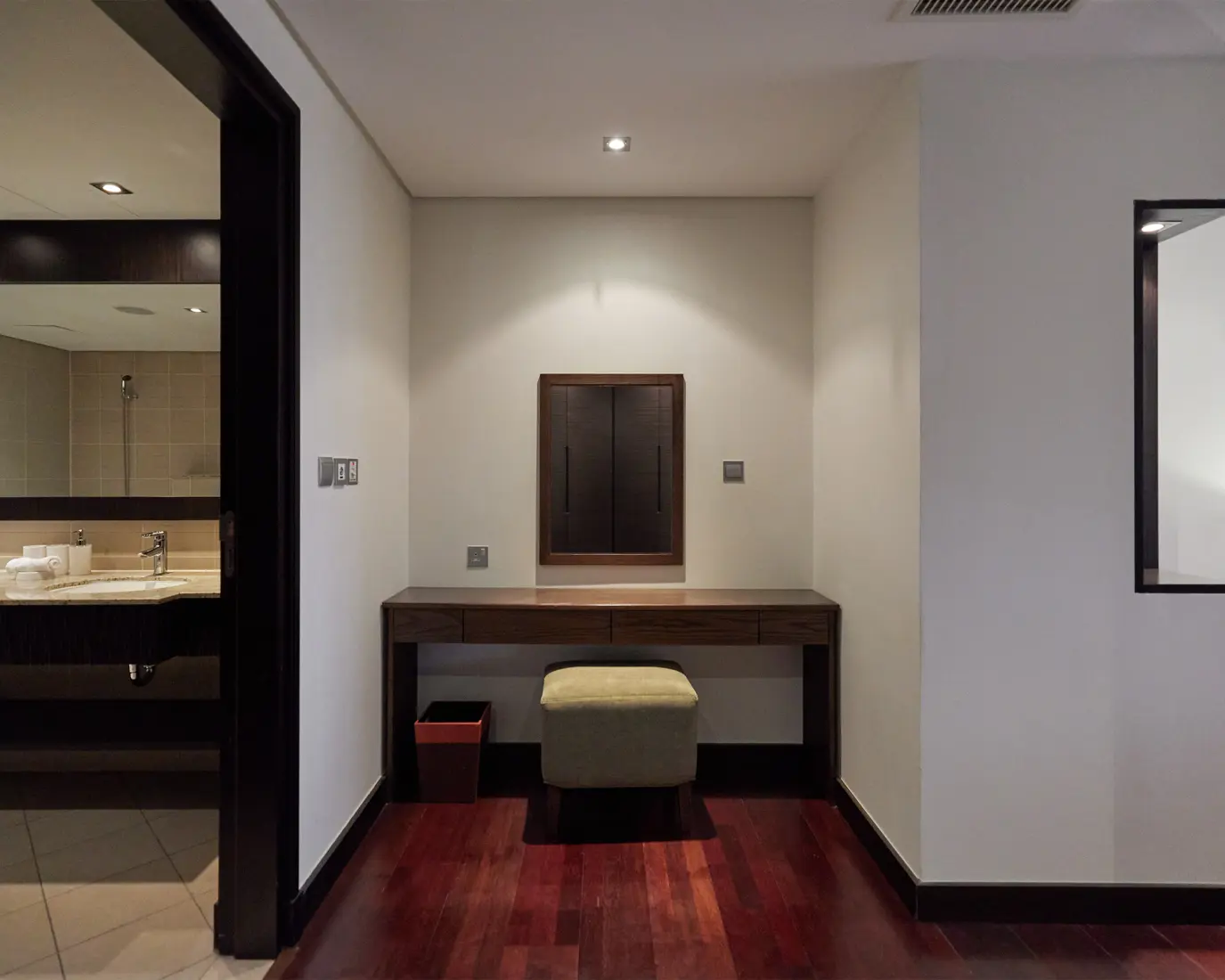 Layout Image
