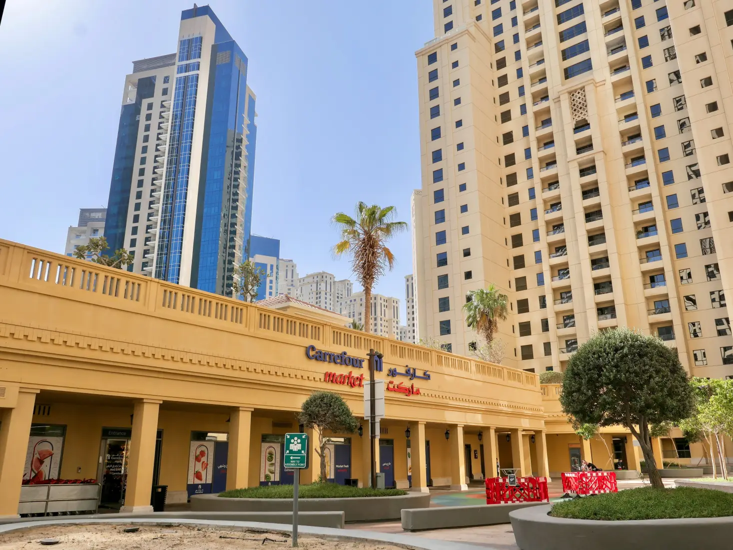Rimal 1 Marsa | 4BR Luxury in Prime Area