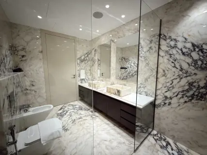 Upgraded Corner Penthouse | Beach | Private Pool