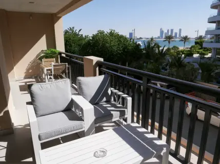 Premium 1BR | Community View | Fully Renovated